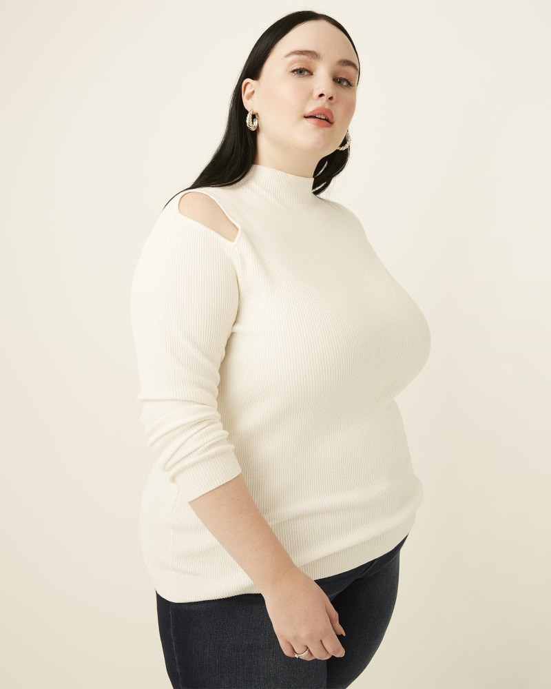 Side of plus size  by East Adeline | Dia&Co | dia_product_style_image_id:171417